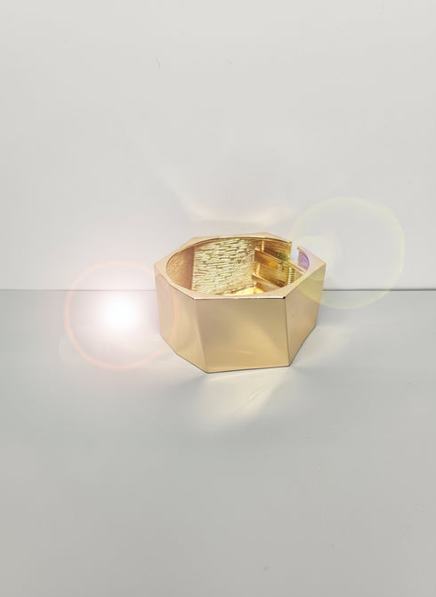 MALIKA Bold Geometric Gold Cuff Bracelet only – Stainless Steel
Women Jewelry