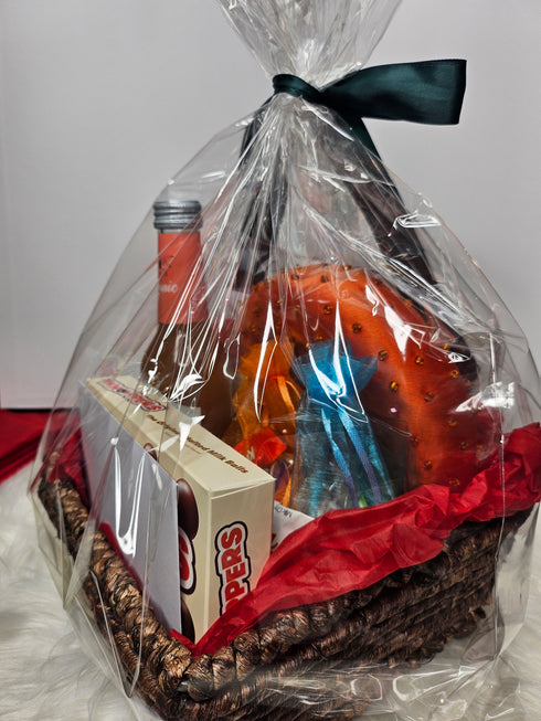 GRACE AND GLORY Handmade African Jewelry and Gift Basket Set