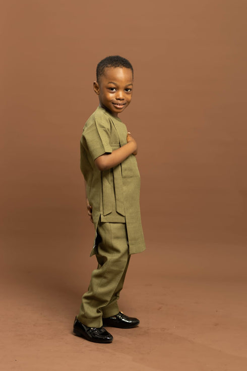 ESARO Handmade Short Sleeve Asymmetrical Caftan and Pants Set