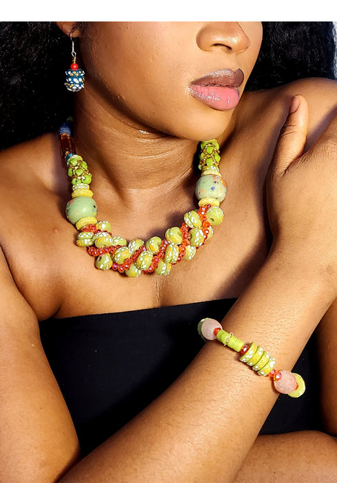 ZURI Handmade African Beaded Necklace Bracelet and Earrings Jewelry Set