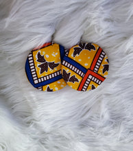 Load image into Gallery viewer, Circular Chic Small Ankara Print Earrings
