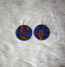 Load image into Gallery viewer, Circular Chic Small Ankara Print Earrings
