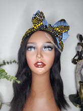 Load image into Gallery viewer, Laila&#39;s Top Bow Turban
