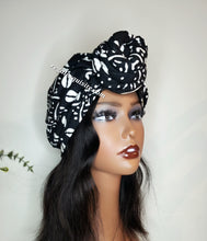 Load image into Gallery viewer, Amara&#39;s Crown Swirl Knot Turban
